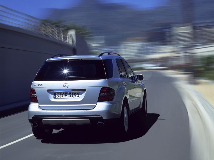 Mercedes-Benz ML-Class 2006 года  (фото 227 из 400)